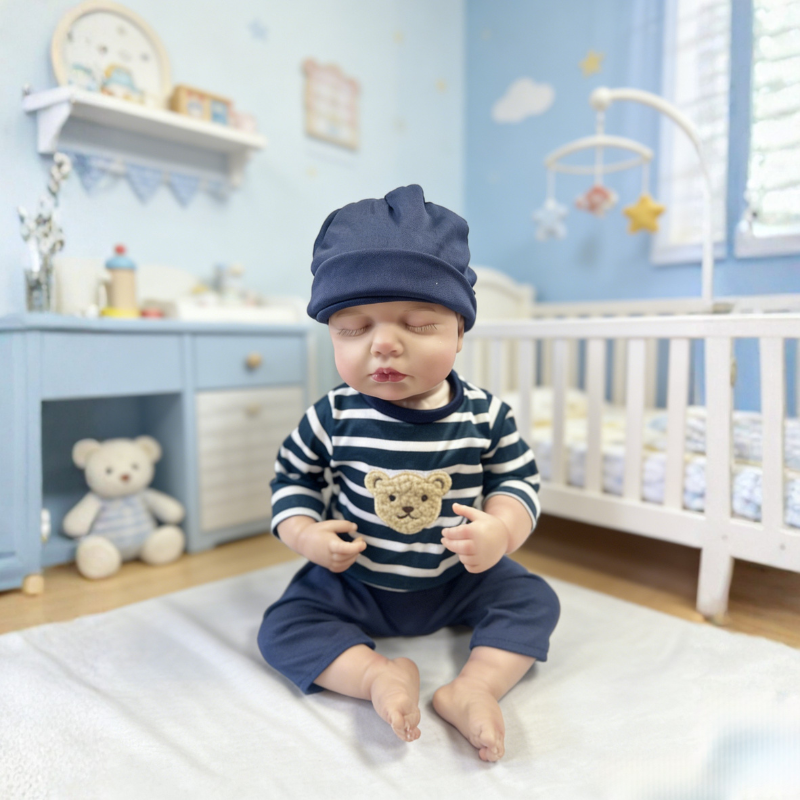 Nora 18 Inch Realistic Newborn Doll, Skin-Friendly Poseable Comfort Gift for Kids