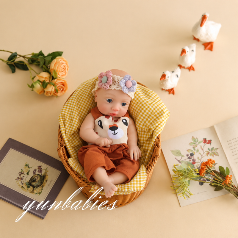 13inch Girl Cute Sleeping Reborn Doll, Real Touch Silicone Newborn Toy, Gift & Collectible Doll