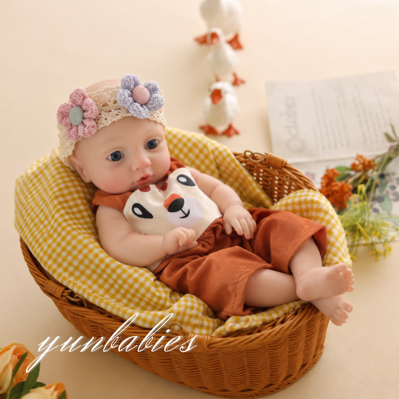 13inch Girl Cute Sleeping Reborn Doll, Real Touch Silicone Newborn Toy, Gift & Collectible Doll